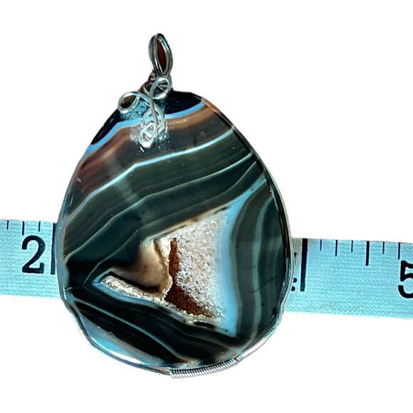 Banded Agate Pendant With Druzy Center Wire Wrapped Handmade Large - Picture 3 of 12